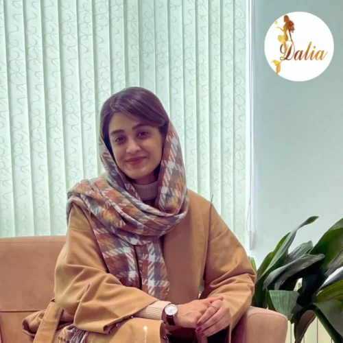 خانم دکتر عباسی متخصص پوست،مو،لیزر و زیبایی در کلینیک زیبایی دالیا